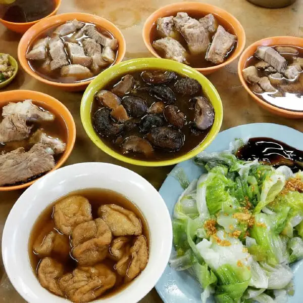 Bak Kut Teh And Assorted Side Dishes At Heng Kee Bak Kut Teh, Petaling Jaya