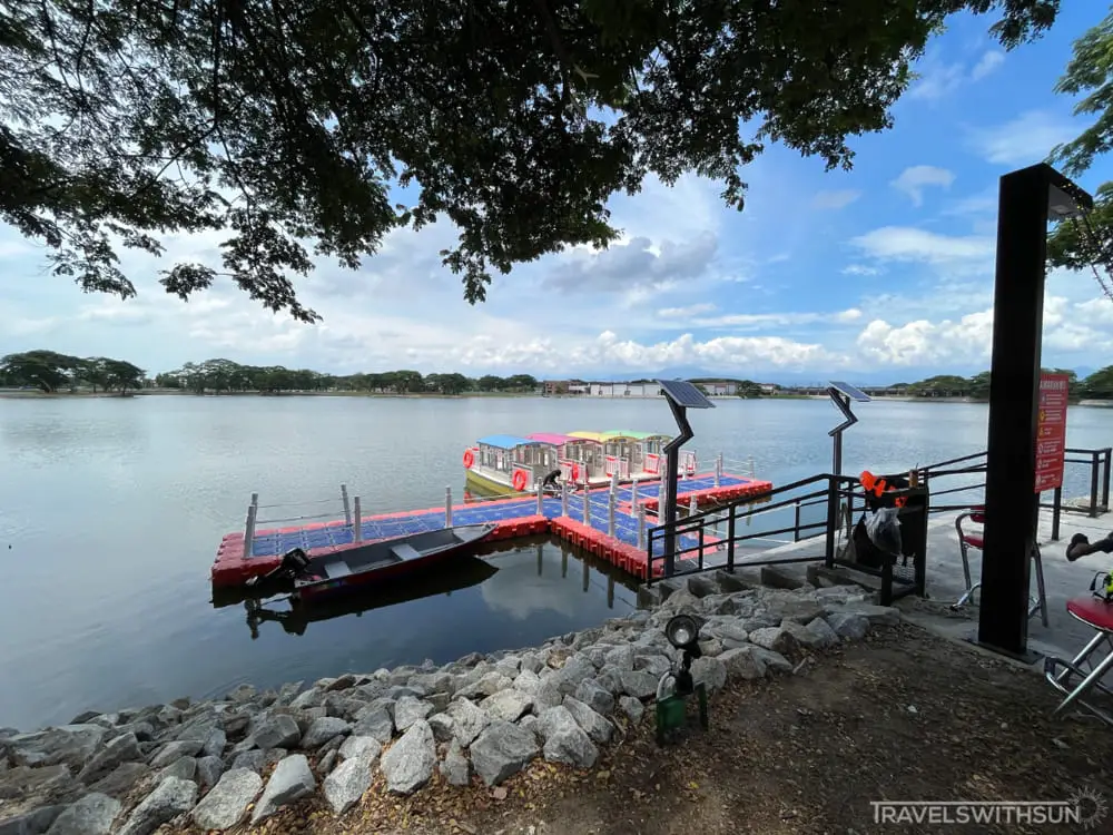 Boat Dock At Silverlakes Village Outlet In Batu Gajah, Perak