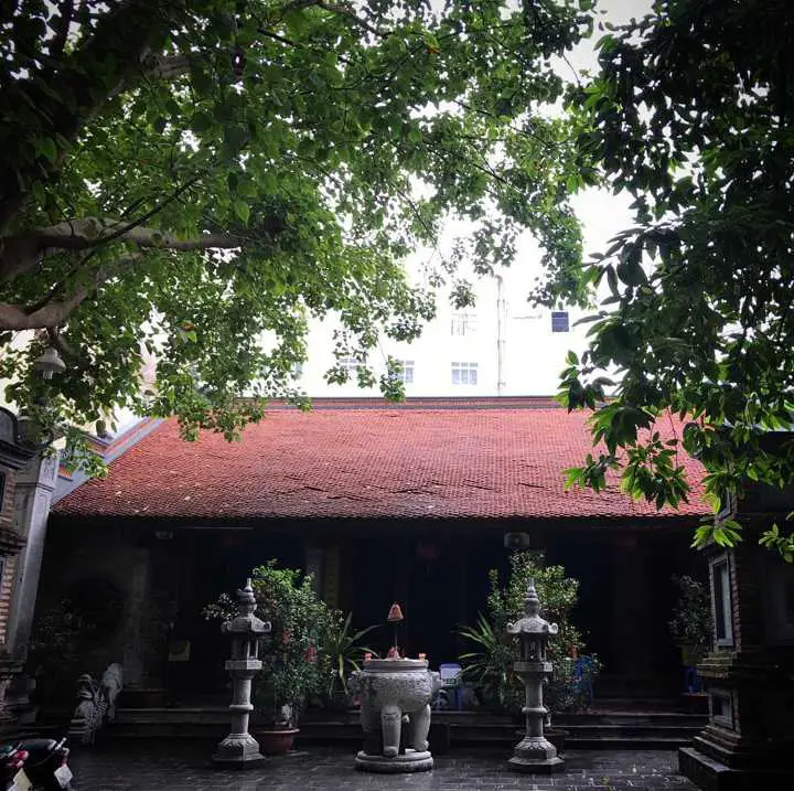 Chua Ba Da Temple, Hanoi