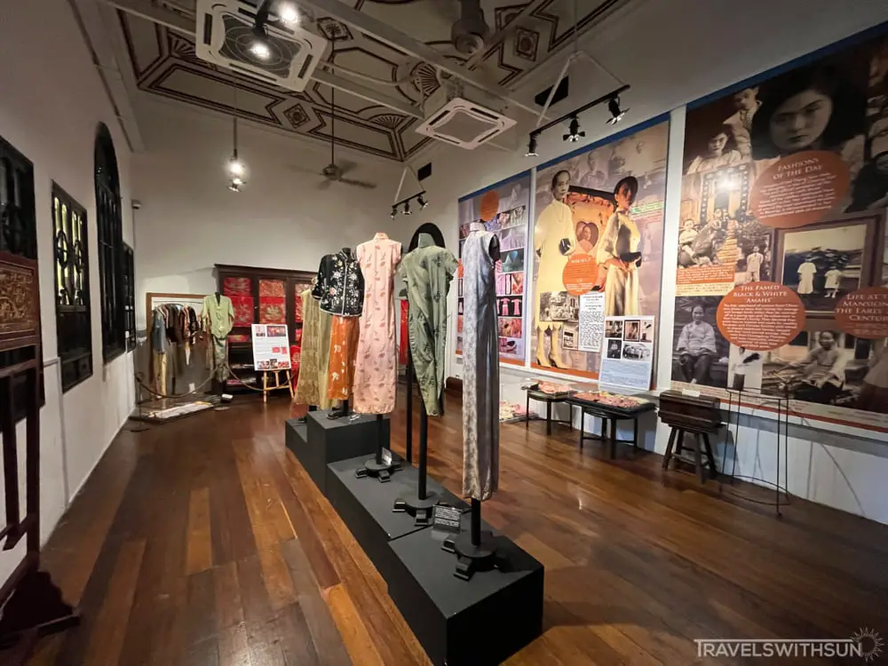 Clothing Worn By Cheong Fatt Tze's Household On Display At The Blue Mansion
