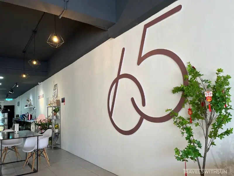 Crema 65 Logo As A Photography Backdrop