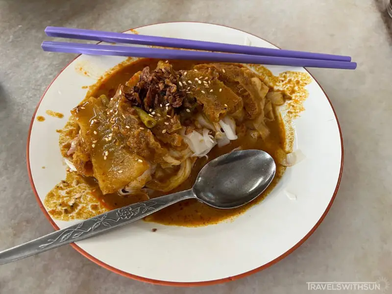 Curry Chee Cheong Fun At Kedai Kopi Keng Nam