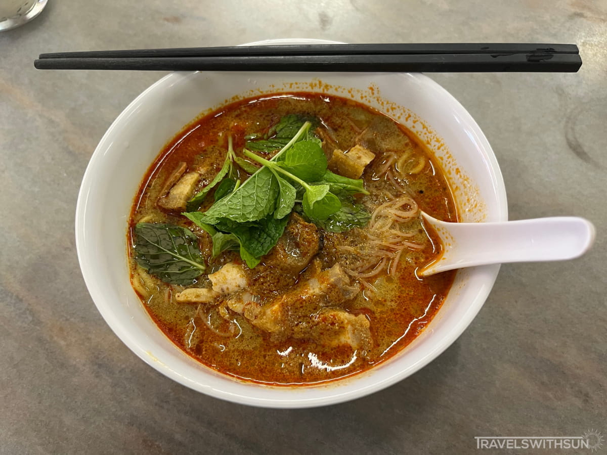 Curry Mee Soup At Curry Keng Restaurant