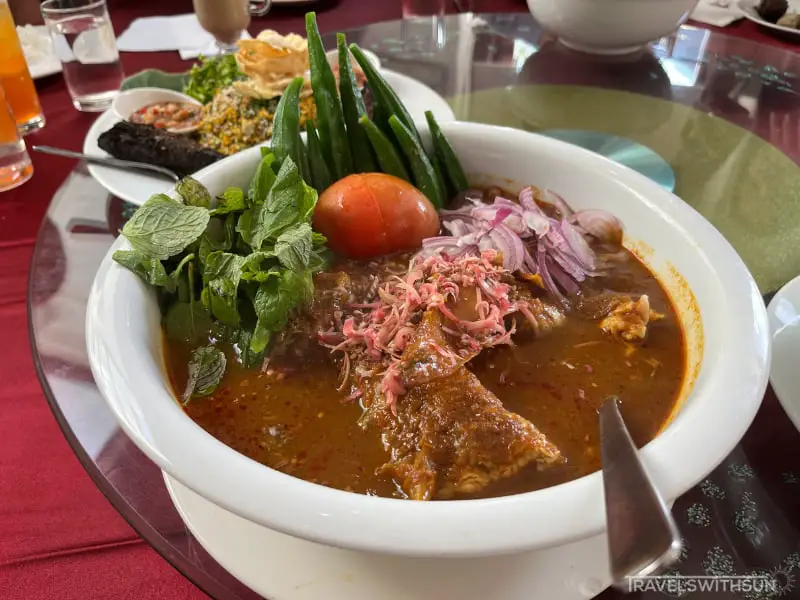 Curry Tumis Fish At Hainantown @ Yeng Keng Nyonya Restaurant