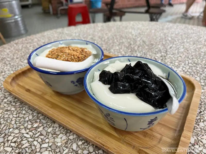 Different Toppings For Tau Fu Fa At Big Mom Beancurd Ipoh