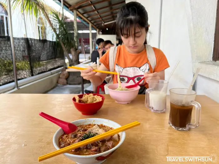 Dine In At Ipoh Lim Ji Nyonya Laksa