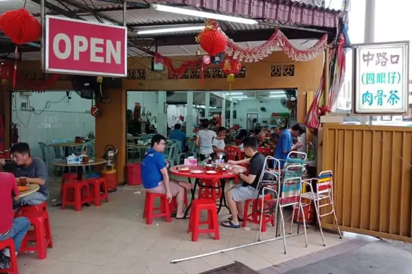 Dining At Four Eye Bah Kut Teh, Klang
