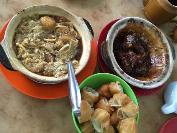 Dry And Soup Version Of Bak Kut Teh At Four Eye Bah Kut Teh