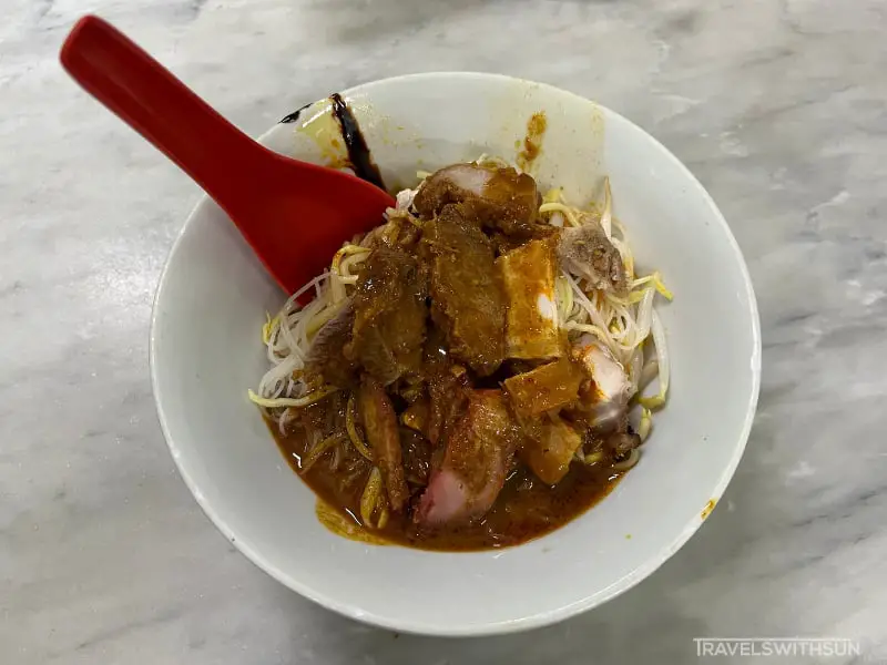 Dry Curry Mee At Chuan Fatt Curry Mee Shop In Ipoh