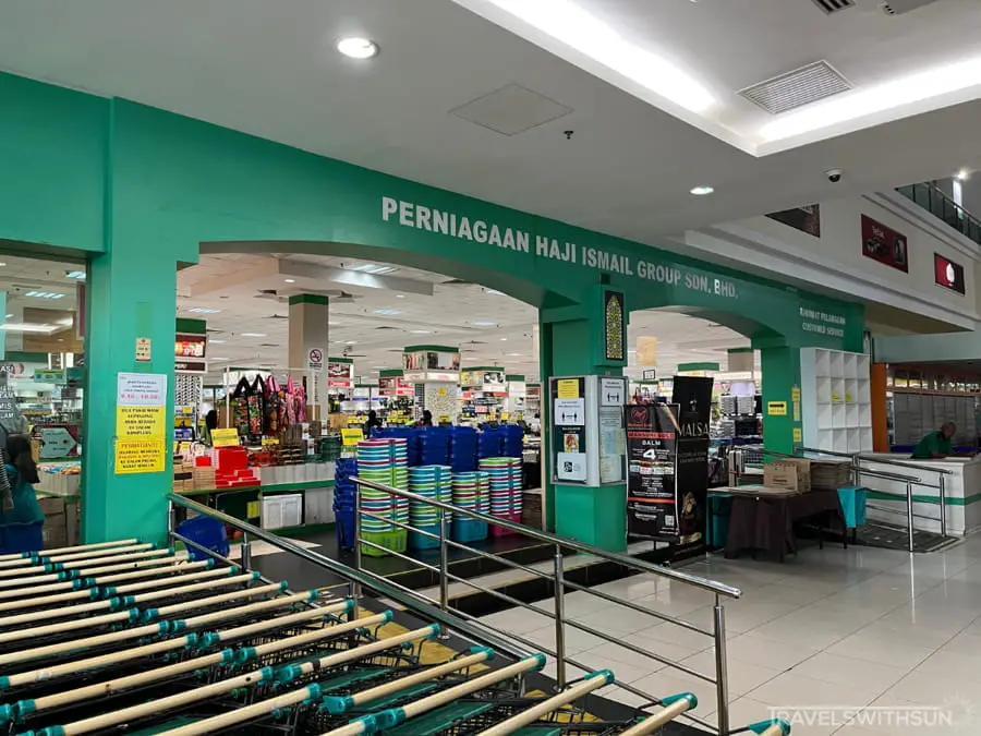 Duty Free Shop Inside Kompleks HiG Duty Free Mall At Langkawi