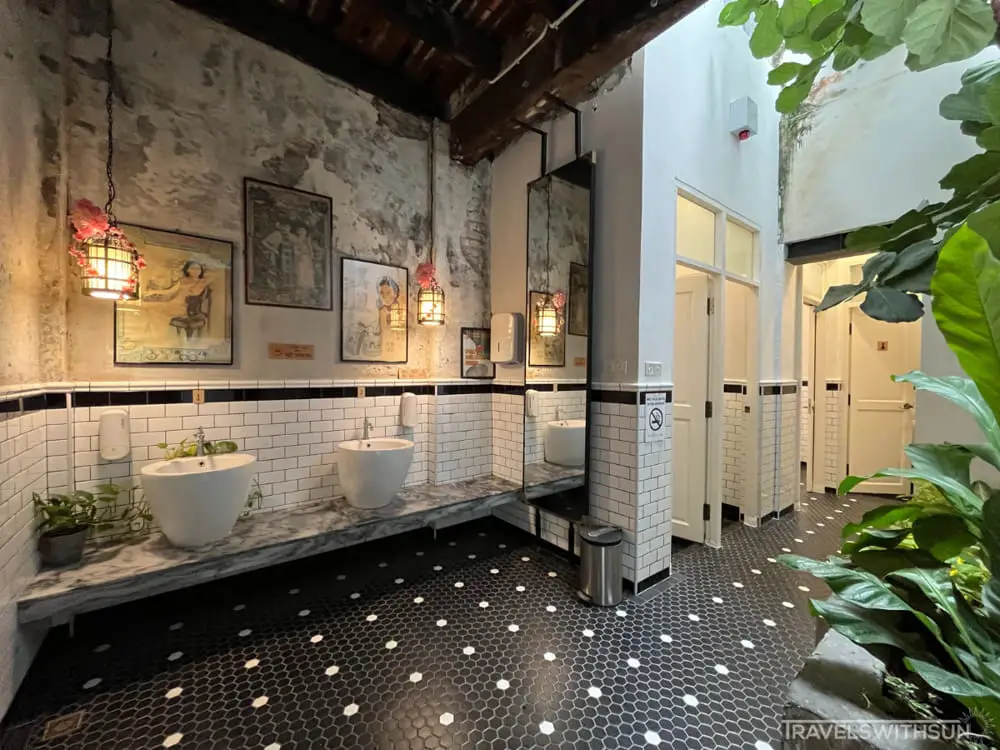 Exquisite Bathroom Styling At 22 Hale Street Heritage Gallery