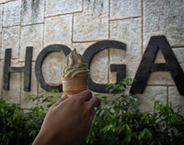 HOGA Gaharu Tea Ice Cream
