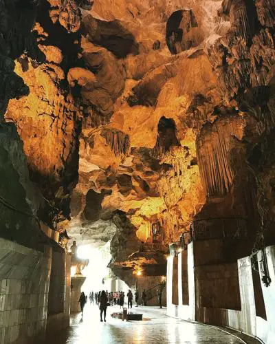 Ipoh Attraction - Kek Lok Tong Cave Temple - one of Ipoh's limestone cave temples