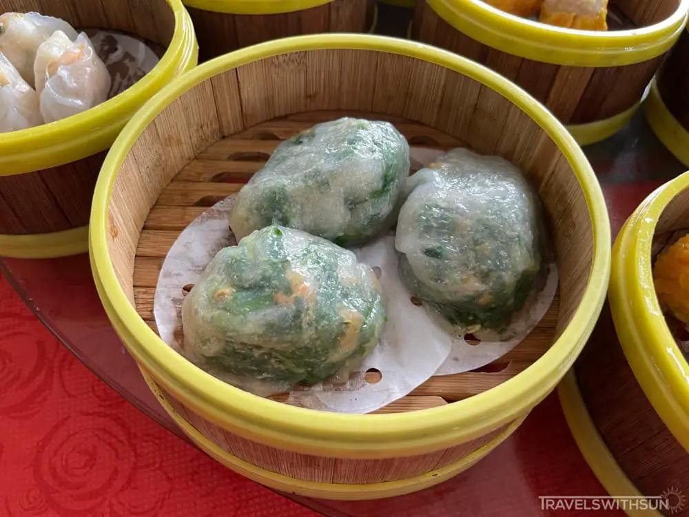 Ku chai kuih (Steamed chive dumplings) At Zhen Hi Hao Dim Sum Restaurant