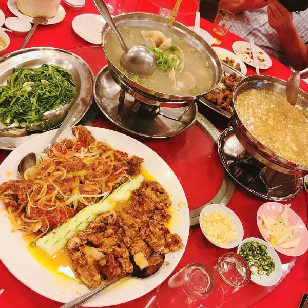 Lala (Clam) Soup And Other Dishes At Klang Ya Lim Seafood