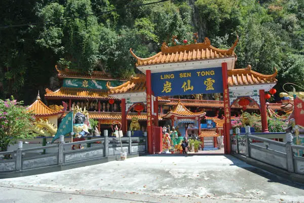 Ling Sen Tong Temple At Ipoh