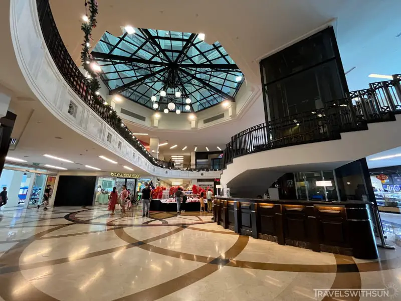 Main Hall Of Straits Quay Marina Mall In Penang