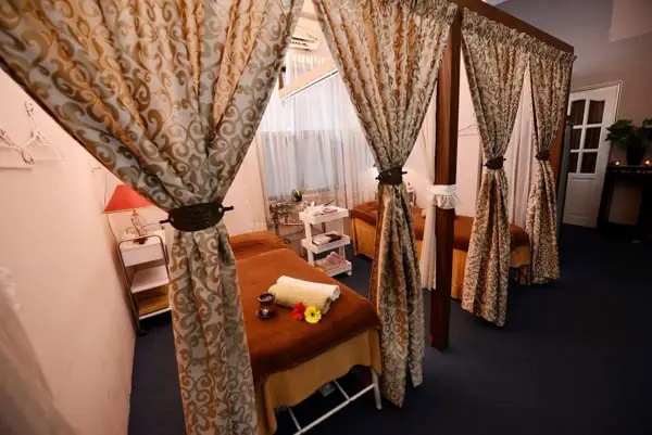 Massage Stations At Beauty Palace Muslima Spa Usj 1
