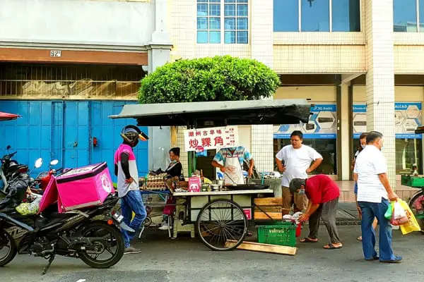 在槟城汕头街的玉姐炒粿角
