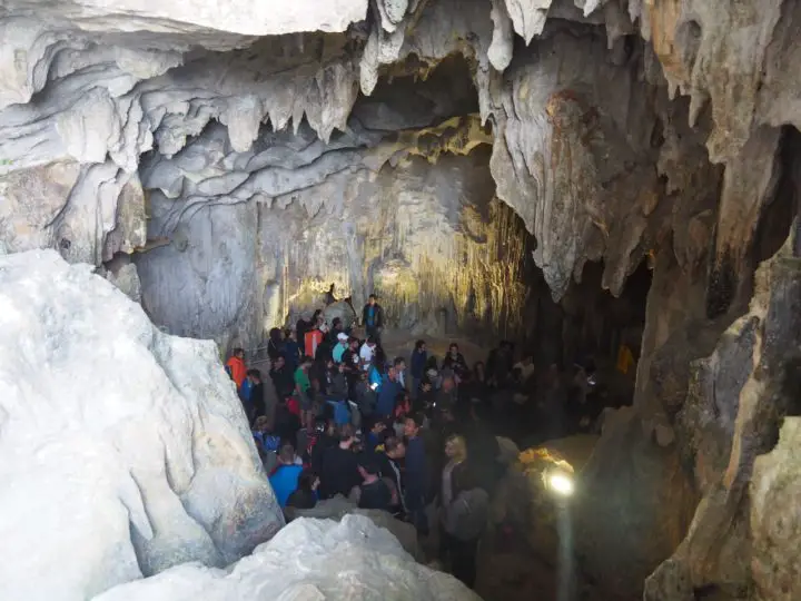 Opening of Sung Sot cave