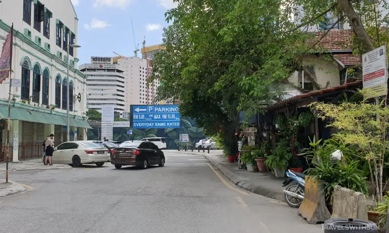 Paid Parking Close To Kafei Dian At Jalan Panggong