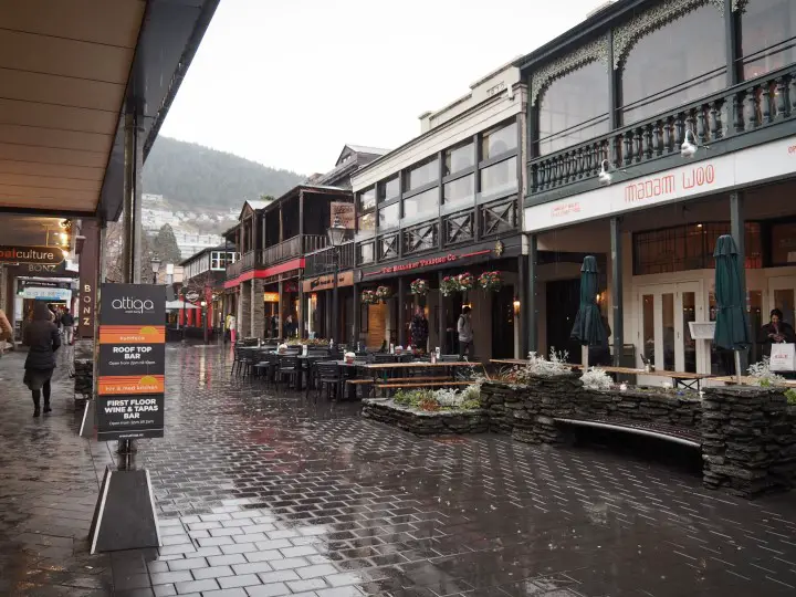 Queenstown street- One of the highlights in our 1 month self-drive trip around New Zealand during winter. More on www.travelswithsun.com