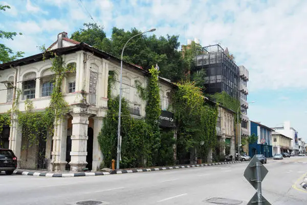 Row of hidden Ipoh Cafes close to Concubine Lane