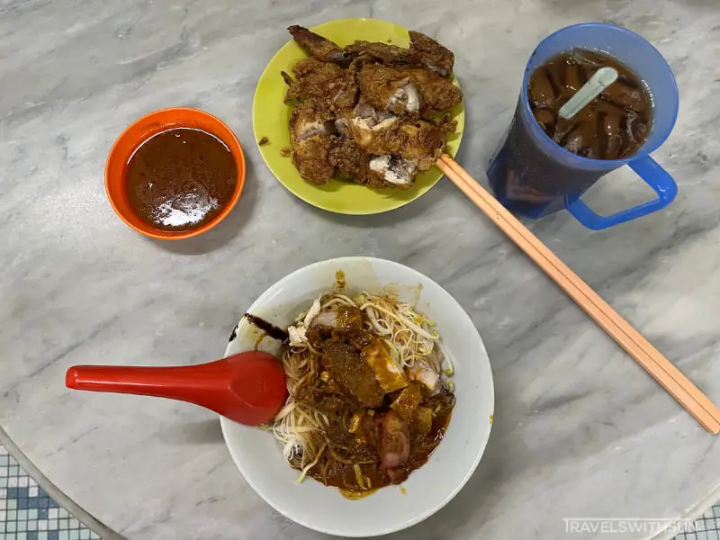 Signature Dishes At Chuan Fatt Curry Mee Shop In Ipoh