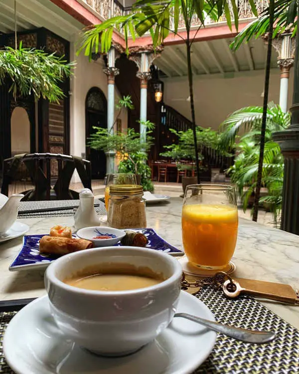 Sit Down To Breakfast As A Guest Of The Blue Mansion Hotel (Cheong Fatt Tze Mansion)