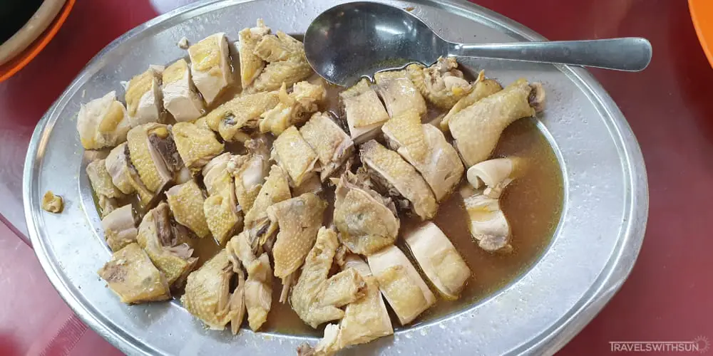 Steamed Chicken In Wine Sauce At Siu Siu Restaurant Near Thean Hou Kong Temple