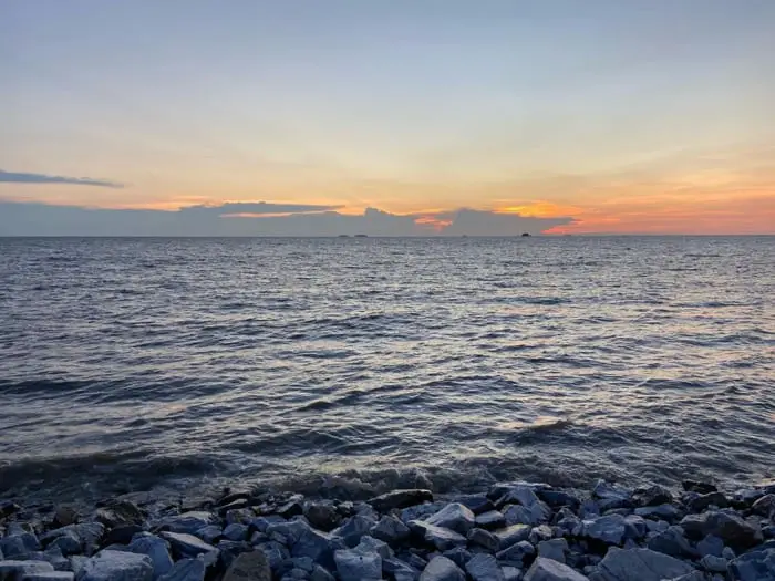 Sunset At Pantai Remis, Jeram