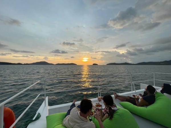 Take The Langkawi Sunset Dinner Cruise