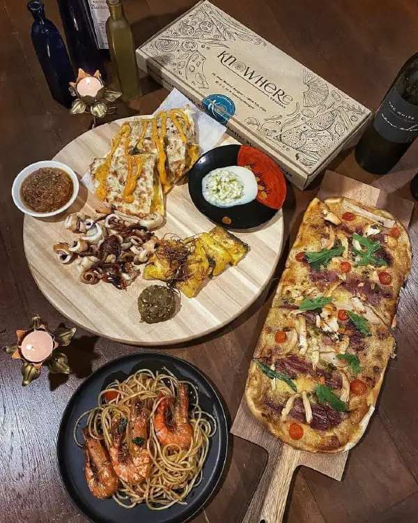 Try Different Pizza Flavors At Knowhere Bangsar