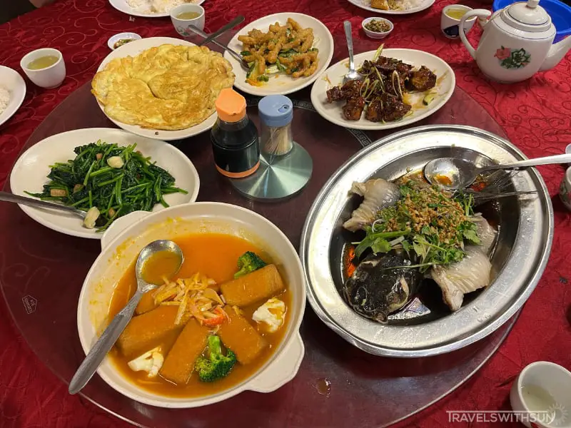 Typical Meal At Sun Marpoh Restaurant, Ipoh