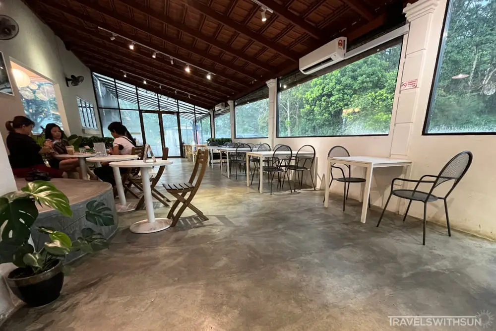 Window Seats At DoubleTap Cafe In Taiping