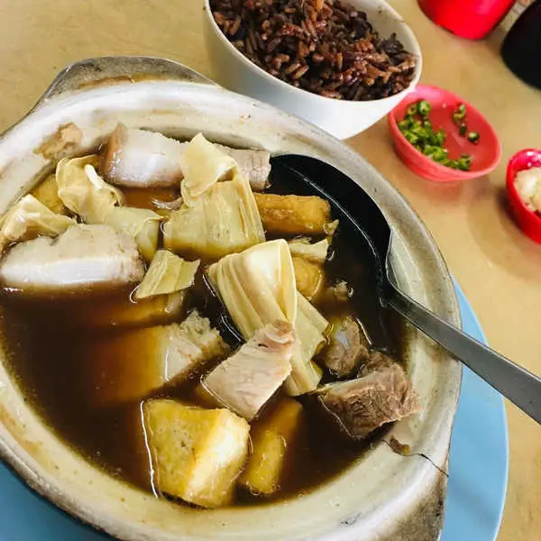Zealand Bak Kut The And Seafood In Gurney Drive Penang